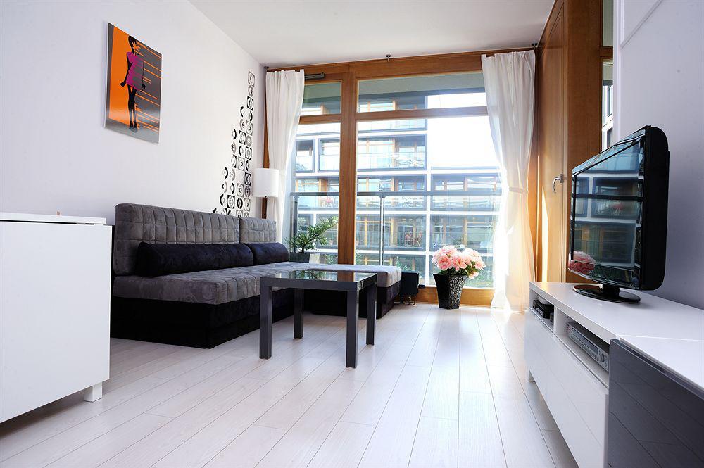 Exclusive Apartments - Wola Residence Warsaw Luaran gambar
